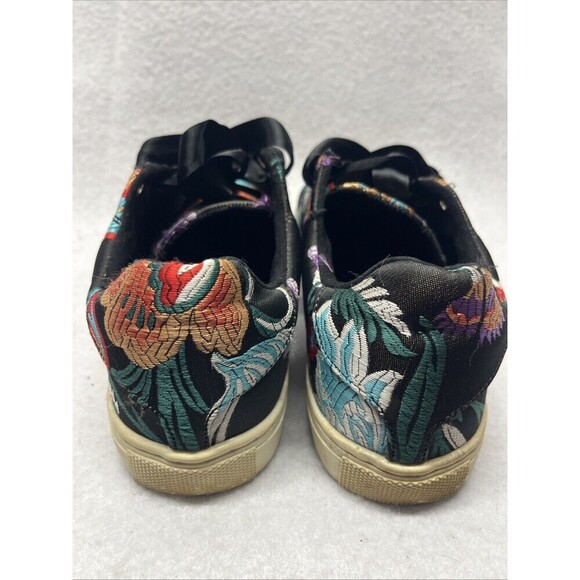 Hippie Laundry L Women’s Shoes Womens size 7.5 Girls Embroidered Asian Boho - Picture 3 of 7
